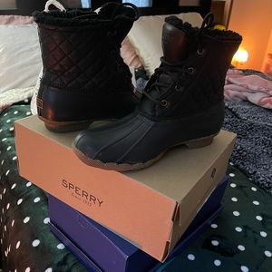 SPERRY BLACK SALTWATER LUX DUCKBOOTS SIZE 9